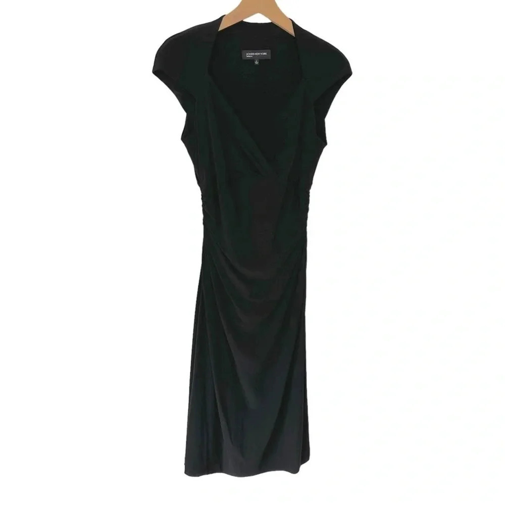 Jones New York‎ Dress 8 Black Cap Sleeve Ruched Surplice Sheath LBD